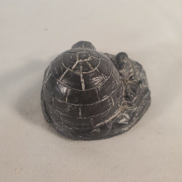 A Wolf Original Canada Igloo Eskimo Inuit Carved Soapstone Handmade Sculpture - Picture 4 of 12